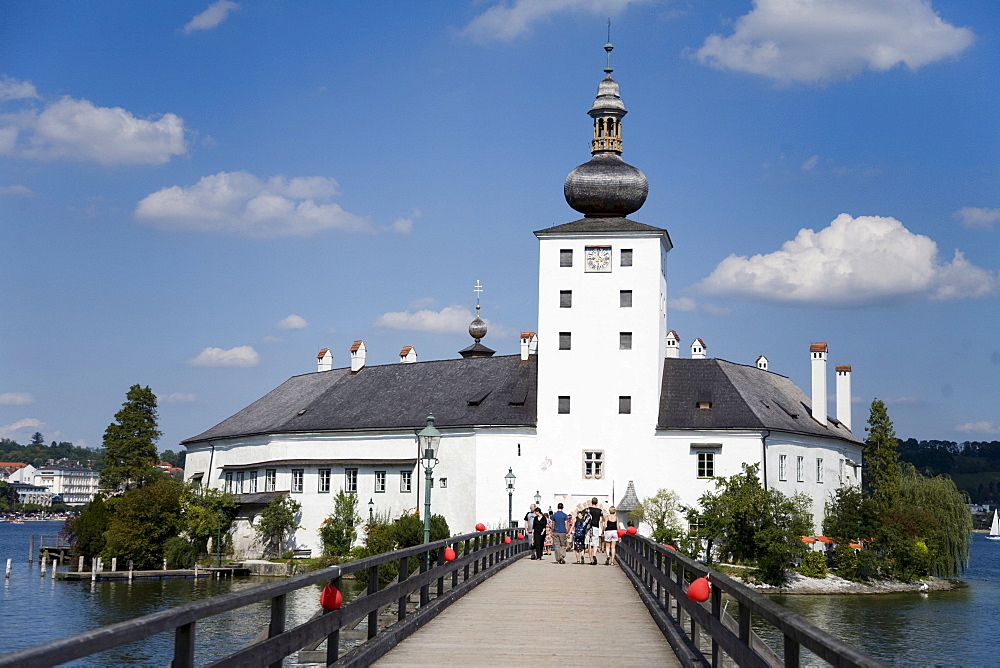 Orth Castle in Lake Traunsee, Gmunden, Salzkammergut Region, Upper Austria, Austria