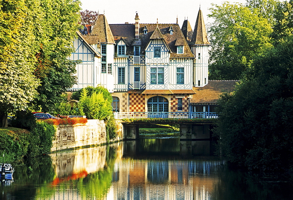 Hotel Le Moulin de Connelles, in a former mill, Connelles village, Normandy, France, Europe