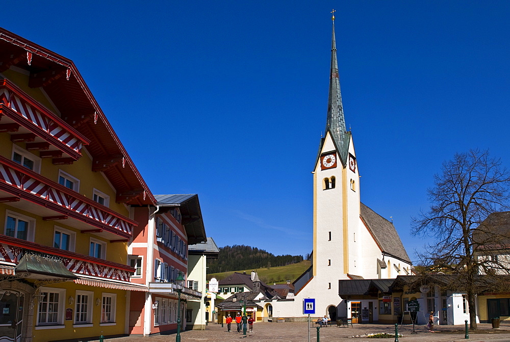 St. Blasius Kirche, St. Basil's Church and market square, Abtenau, Salzburg region, Austria