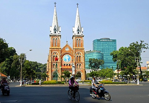 Catholic cathedral Notre Dame and shopping center Diamond Plaza, Ho Chi Minh City, Saigon, Viet Nam