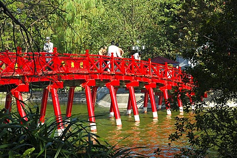 The Huc bridge, Rising sun bridge, leading to Ngoc Son temple, Hoan Kiem Lake, Lake of the Restored Sword, Hanoi, Vietnam