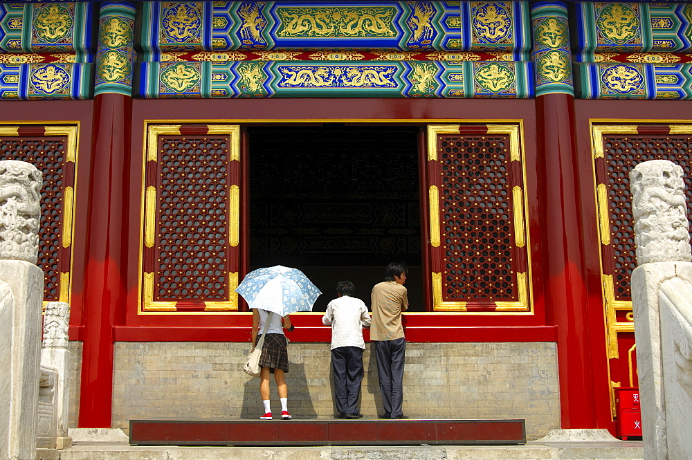 At the Imperial Hall of Heaven, view into the hall, Temple of Heaven, Beijing, China