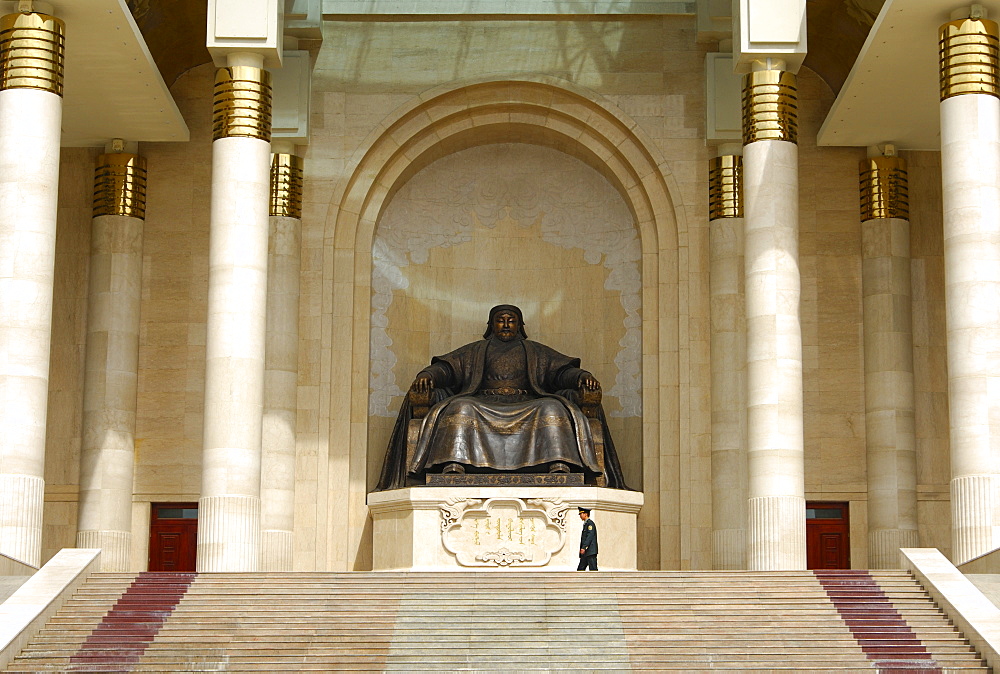 Guard posted at the Monument to Genghis Khan beside the parliament buildings on Sukhbaatar Square, Ulaanbator, Mongolia