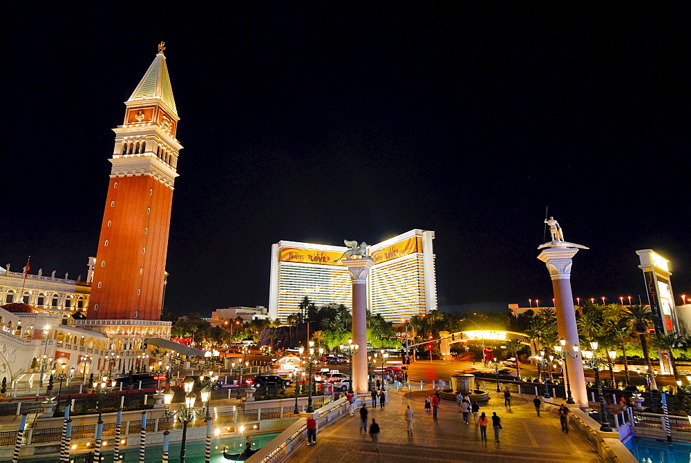 Exterior, Campanile, Venetian Resort Hotel & Casino on the Strip, Las Vegas Boulevard, Las Vegas, Nevada, USA, North America