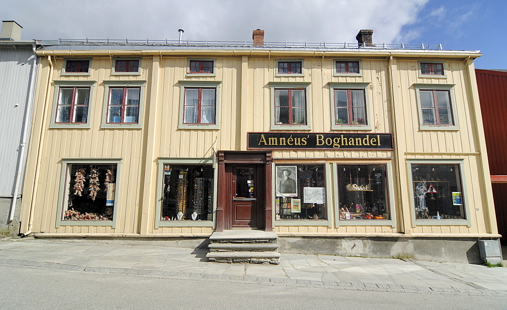 General store, antiques shop in Roeros, iron mining town, UNESCO World Heritage Site, Sor-Trondelag, Norway