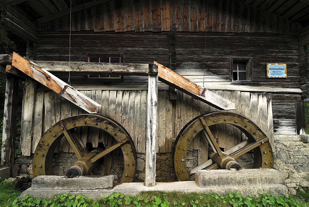 Mill wheels