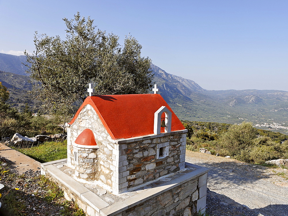 Chapel on the road to Lasithi Plateau, Crete, Greece, Europe