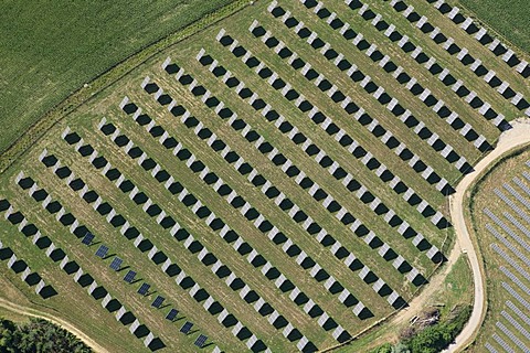 Photovoltaic installation in the fields, Altoetting, Upper Bavaria, Germany, Europe