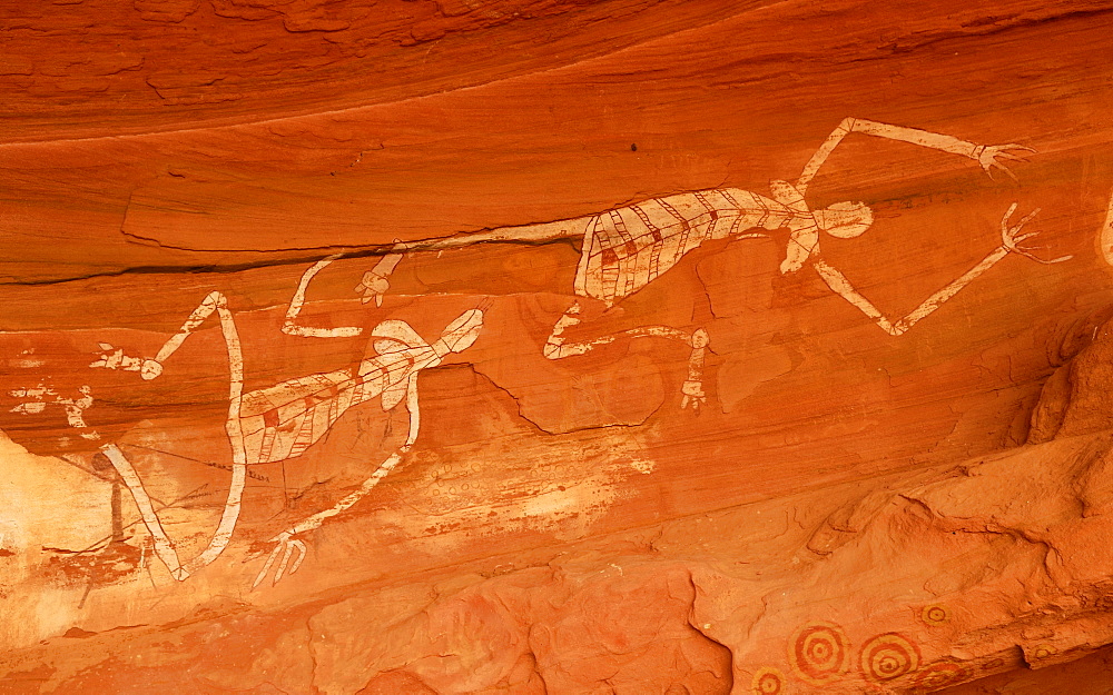 Old rock art of the Aborigines, south of Alice Springs, Northern Territory, Australia