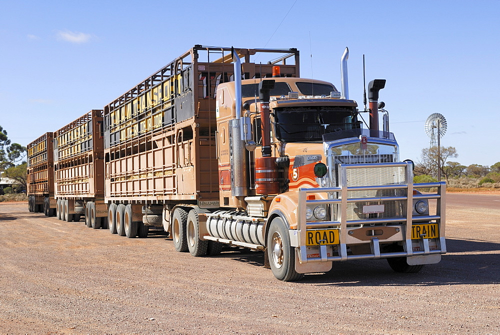 Road Train, Road House on Highway 87 at Glendambo, South Australia, Australia