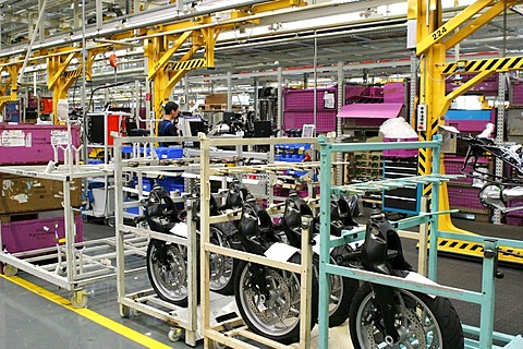 Production, BMW motorcycle factory in Berlin, Germany