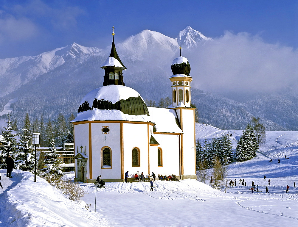 Seekirchl Church and Mt. Reiterspitze in wintertime, Seefeld, Karwendel Range, Tyrol, Austria