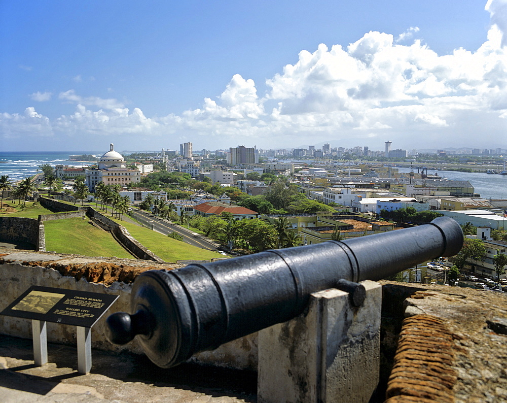 El Castillo San Felipe del Morro, fortress, cannon, UNESCO World Heritage Site, San Juan, Puerto Rico, Caribbean