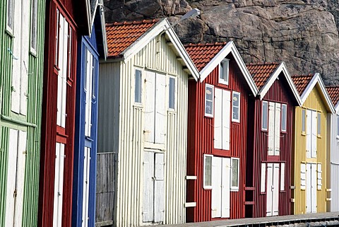 Famous colourful boathouses in the harbour of Smoegen in Sweden - Smoegenbryggan, Smoegen near by Kungshamn, Bohuslaen, Vaestra Goetalands, Vaestergotland, Skagerrak, Sweden, Skandinavia, Europa