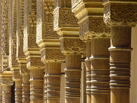 Columns, Patio de los Leones, Alhambra, Granada, Andalucia, Spain