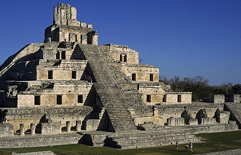 Edificio de los Cinco Pisos, Gran Acropolis, Edzna, Mexico, North America