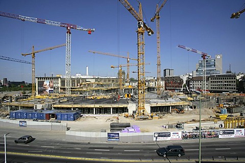 Construction site of a giant Karstadt shopping Mall "Limbecker Platz", Essen, North Rhine-Westphalia, Germany