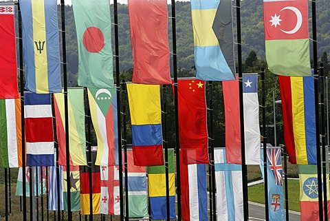 DEU Germany : Flagpoles with flags of most the the states of the earth. United Nations Square Bonn. |