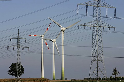 Wind turbines, wind power stations near Soest, North Rhine-Westphalia, Germany