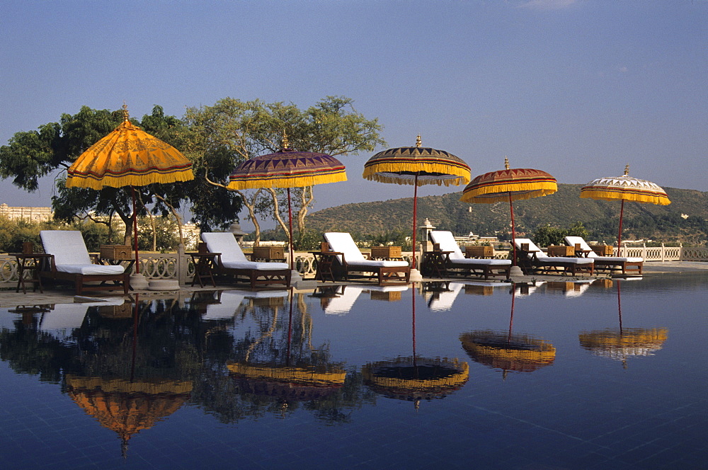 IND; India, Udaipur : Luxury Hotel resort of the Oberoi group. Udaivilas at the Pichola lake. . One of many swimming pools. |