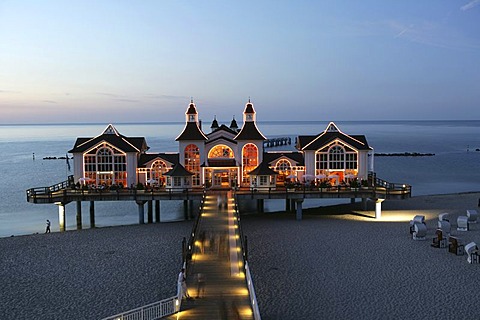 Ocean bridge, Baltic Sea resort Sellin, Island of Ruegen, Mecklenburg-Western Pomerania, Germany