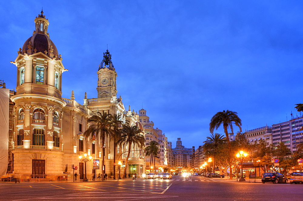 ESP, Spain, Valencia : Plaza Ayuntamiento, Avenida Marques De Sotelo, central city hall square