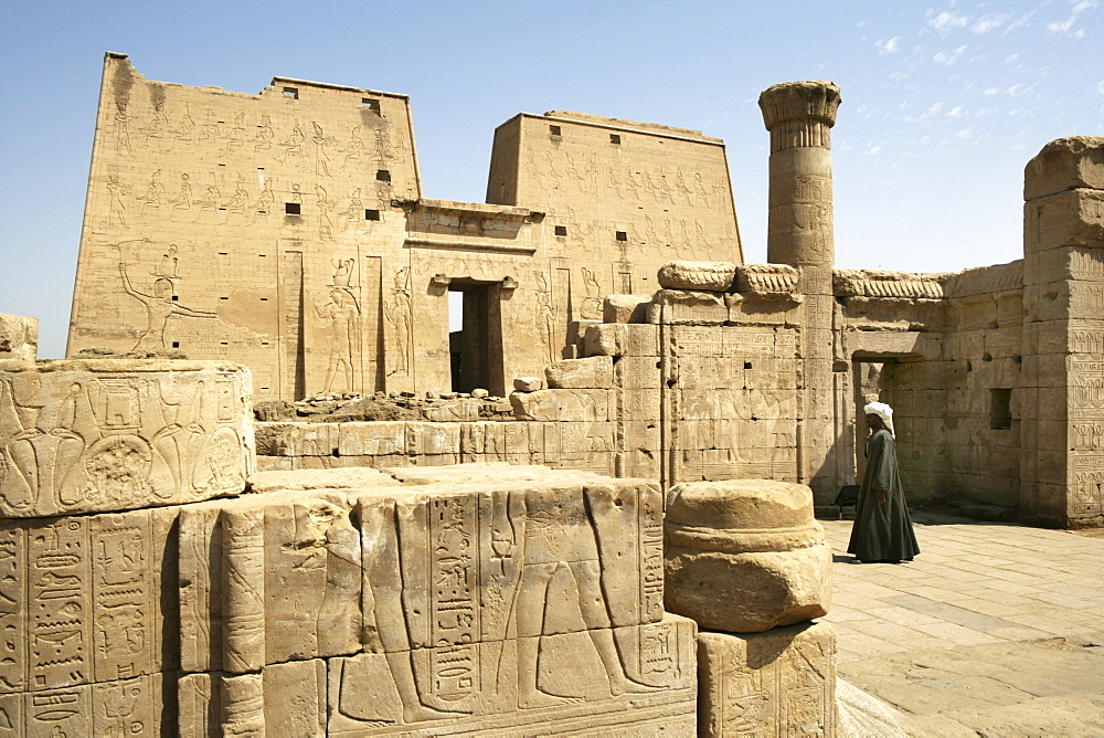 Guard, Temple of Edfu (dedicated to the falcon god Horus), Edfu, Egypt, Africa