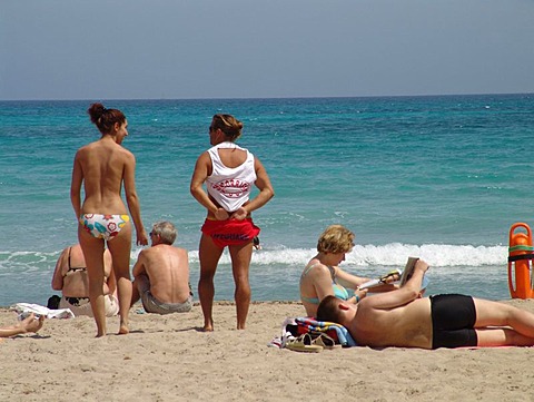 ESP, Spain, Balearic Islands, Mallorca : Beach of Can Picafort in the Alcudia bay.