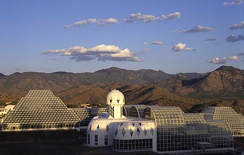 USA, United States of America, Arizona: Biosphere 2 Ceter of the Columbia University. From 1991 to 1993 3 people tried to live in this artificial world without support from the outside world. Today it is a tourist attraction and conferece center.