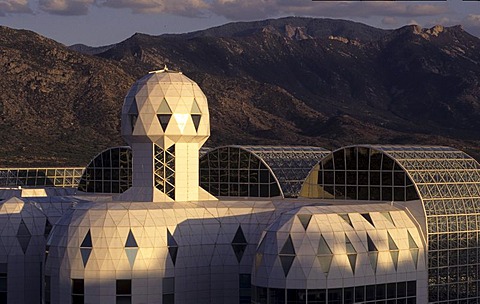 USA, United States of America, Arizona: Biosphere 2 Ceter of the Columbia University. From 1991 to 1993 3 people tried to live in this artificial world without support from the outside world. Today it is a tourist attraction and conferece center.