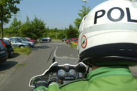 DEU, Germany, Duesseldorf : Police bike patrol.