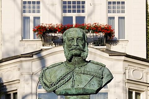 Bust of Kaiser Wilhelm I in front of the Villa Staudt, Heringsdorf seaside resort, Usedom Island, Baltic Sea, Mecklenburg-Western Pomerania, Germany, Europe