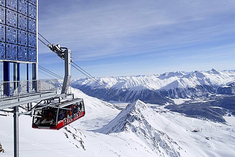 Piz Nair cable car station, photovoltaic system, solar cells, high mountains, Switzerland, Europe