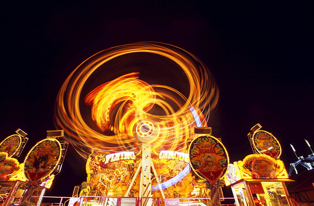 Amusement rides at Oktoberfest (Octoberfest Munich Beer Festival), Munich, Germany, Europe