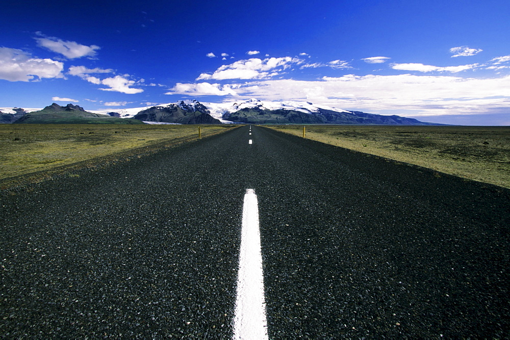 Highway to Skaftafell, Iceland, Atlantic Ocean