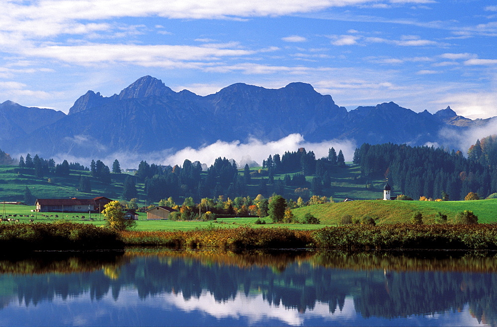 Huttlerweiher Pond, Rosshaupten, East Allgaeu, Bavaria, Germany, Europe