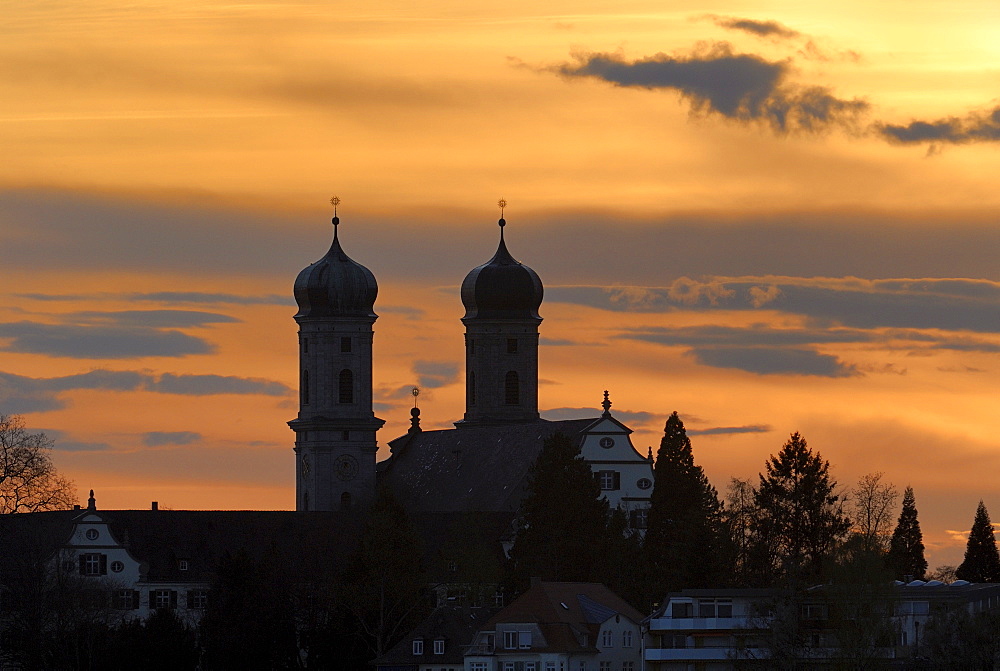 Church castle in evening light, Friedrichshafen, Baden-Wuerttemberg, Germany, Europe