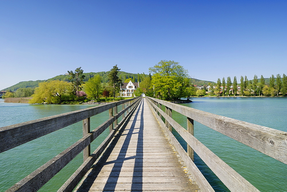 Wooden footbridge leading to Klosterinsel Werd, Isle of Werd Monastery, Canton of Schaffhausen, Switzerland, Europe