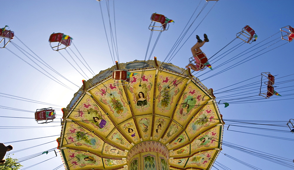 Chain carousel, traditional Waeldchestag, Frankfurt, Hesse, Germany, Europe