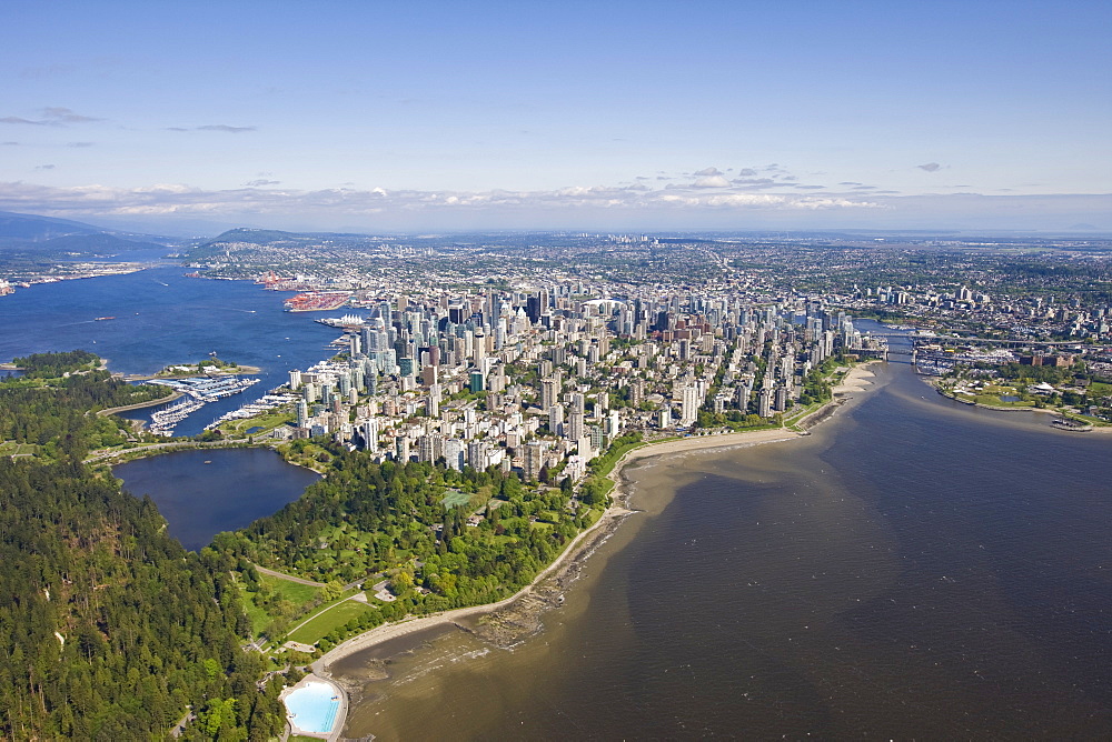 Stanley Park and the Vancouver skyline, British Columbia, Canada, North America