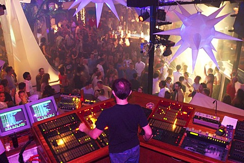 Discotheque La Pacha in Ibiza Town