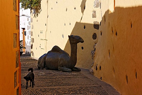 Bronze camel, Agueimes, Aguimes, Gran Canaria, Spain