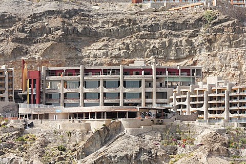 Construction site hotel, Playa de los Amadores, Gran Canaria, Spain