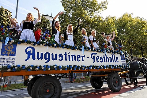 Traditional opening parade, Oktoberfest, Munich beer festival, Bavaria, Germany