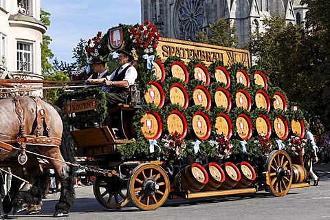 Traditional opening parade, Oktoberfest, Munich beer festival, Bavaria, Germany