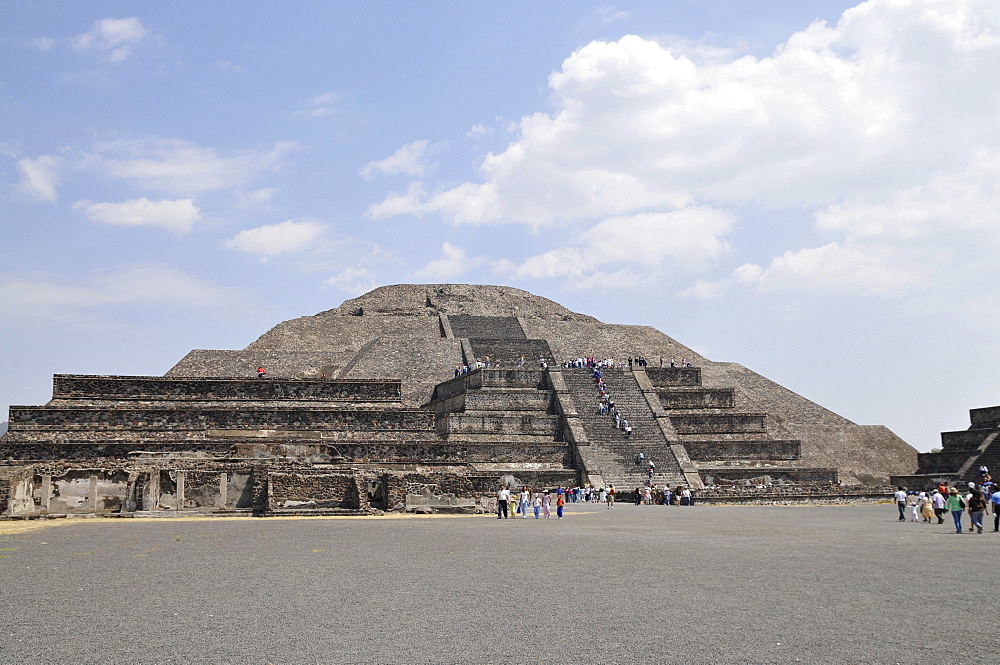 Pyramid of the Moon, Plaza de la Luna, Teotihuacan, Mexico, North America