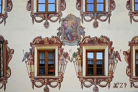 Old house facade, St. Wolfgang in the Salzkammergut resort area, Austria, Europe