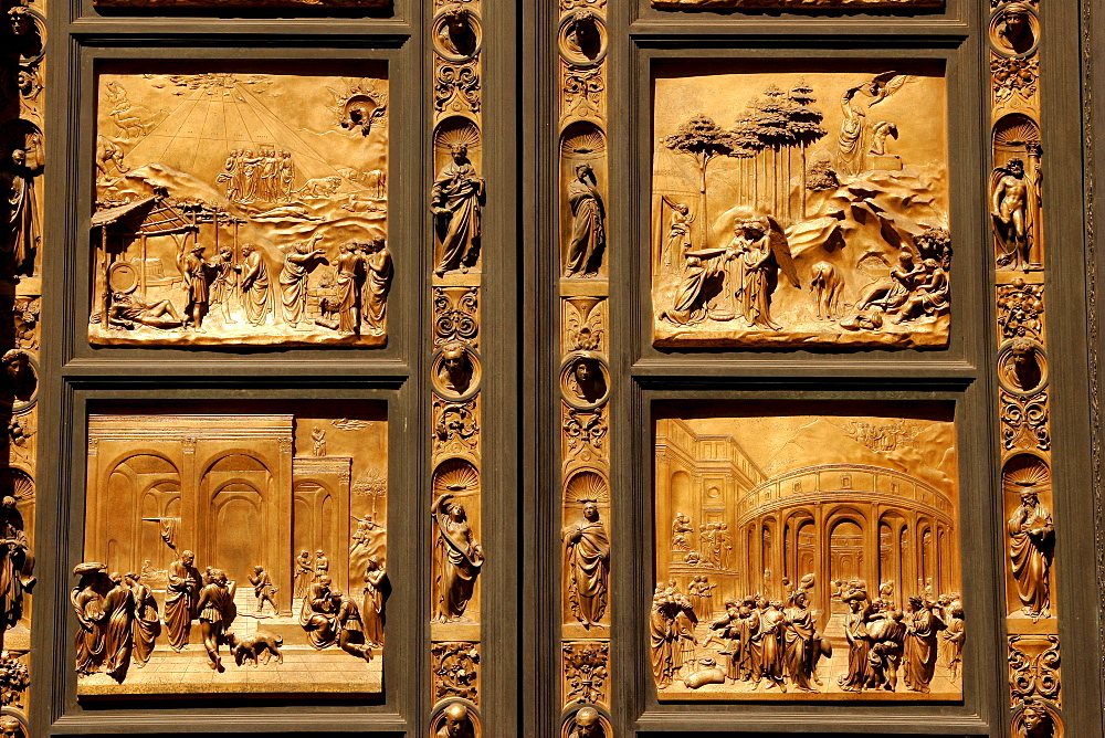 Door made of bronze, baptistery San Giovanni, Florence, Tuscany, Italy