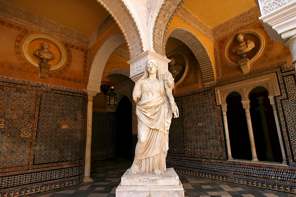 Statue in the Casa de Pilatos, Sevilla, Andalusia, Spain, Europe