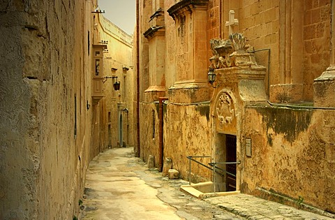 Lane in the old part of Mdina